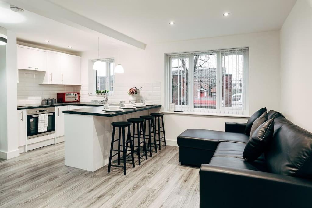 Park & Relax In 1Bd Central Liverpool Home Екстериор снимка