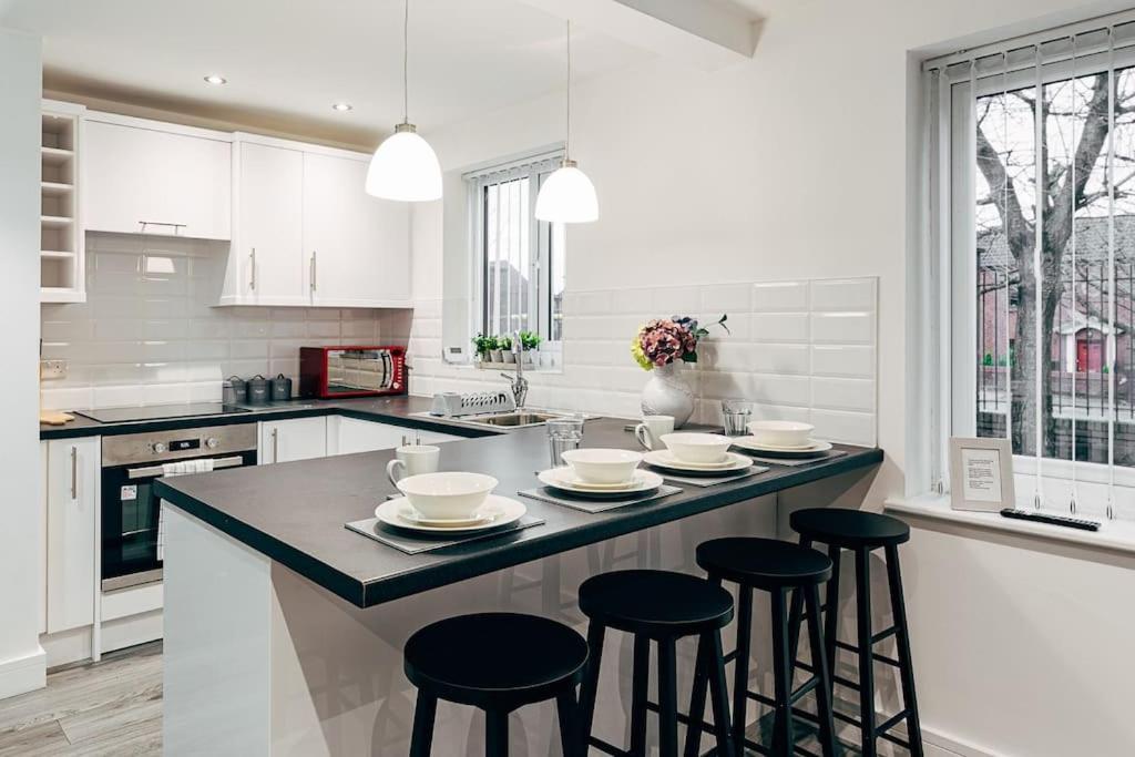 Park & Relax In 1Bd Central Liverpool Home Екстериор снимка